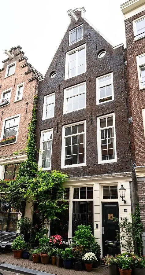 The Blossom House Amsterdam 4*,